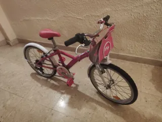 Bicicleta infantil rosa BTWIN