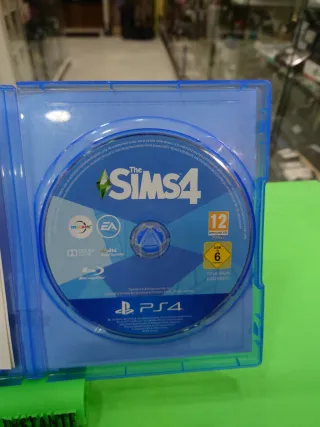 Los Sims 4 PS4