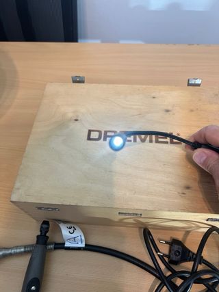 Dremel 3000 con eje flexible y luz LED