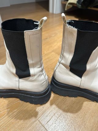 Botines Stradivarius blancos talla 38