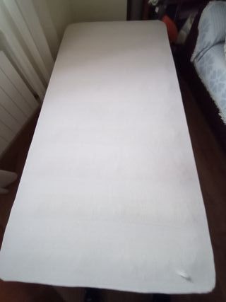 Somier 90x190cm con cabecero y mesita