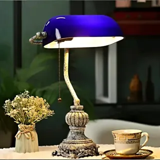 Lampara Banquero. Base Elaborada. Morada.