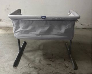 Minicuna Chicco Next2me Gris