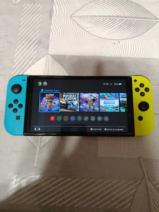 Nintendo Switch OLED Blu/Giallo