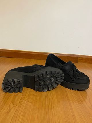 Zapatos de ante negro Alta Moda