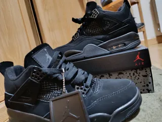 Jordan 4 Black Cat