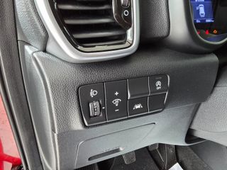 Kia Sportage 1.6 MHEV Black Edition 100kW (136CV) 4x2