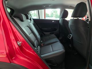 Kia Sportage 1.6 MHEV Black Edition 100kW (136CV) 4x2