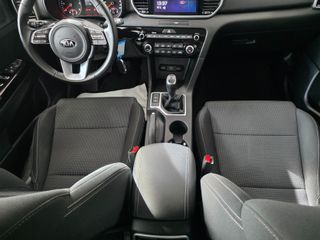 Kia Sportage 1.6 MHEV Black Edition 100kW (136CV) 4x2