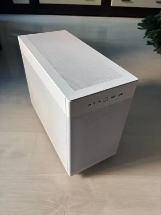 Caja/Chasis Ordenador Blanca