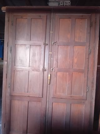 2 Puertas Madera Maciza