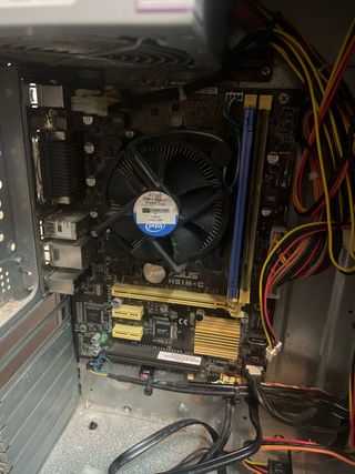 PC Sobremesa Cooler Master Negro