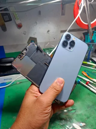 iPhone 13 Pro Max Pantallas Cambiamos