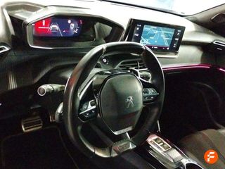 Peugeot 2008 GT Puretech 130 S&S EAT8