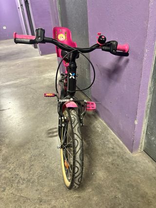 Bicicleta infantil B'TWIN 16 negra y rosa.