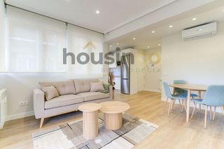 Piso en alquiler en San Juan Bautista en Madrid