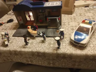 Comisaría Policía Playmobil con Coche y Playmobils