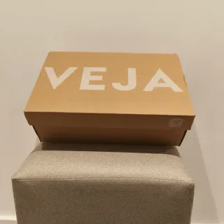 Sapatilhas Veja Campo 42 Branco Laranja