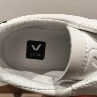 Sapatilhas Veja Campo 42 Branco Laranja