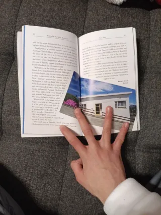 Oxford Bookworms Factfiles: Australia and New Z...