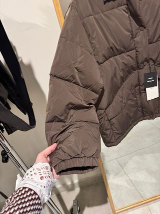 Chaqueta K-ZELL oversize marrón y negra