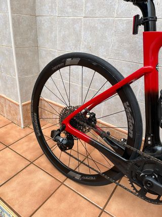 Berria Belador Hybrid - Talla 54 - Motor Polini