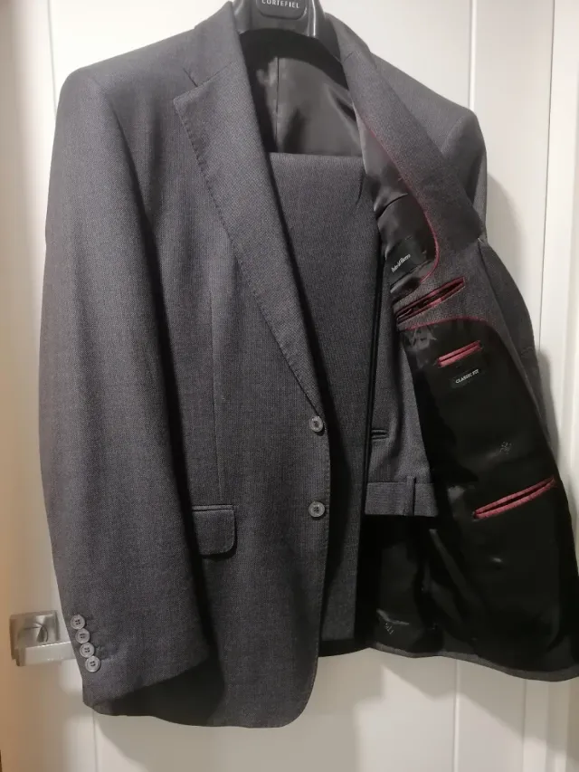 Traje de hombre color, gris ojo de perdiz