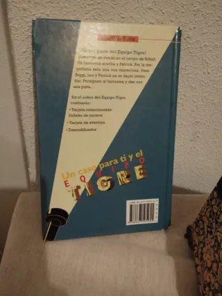 El fantasma del campo de fútbol (Spanish Edition)