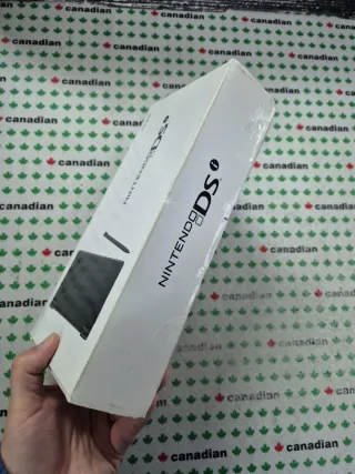 NUEVA Nintendo DSI Negra