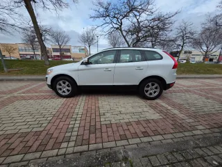 Volvo XC60 D5 175cv automático_Nacional