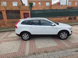 Volvo XC60 D5 175cv automático_Nacional