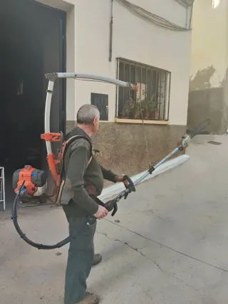 Podadora Altura Husqvarna 535 FB