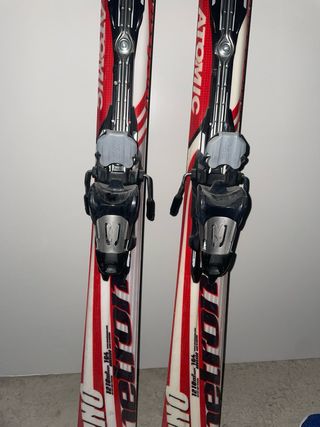 Esquís Atomic Metron Nano