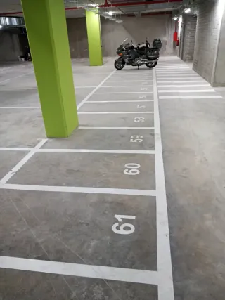 Alquilo plaza parking moto. Esplugues de Llobregat