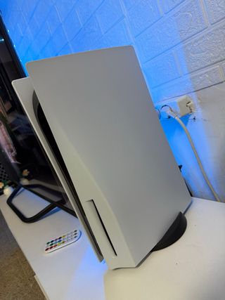 Playstation 5 + Mando DualSense y cascos