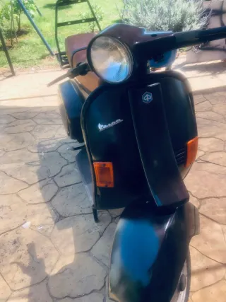 Vespa 125 en muy bien estado poco uso