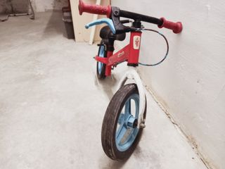 Bici infantil roja y azul