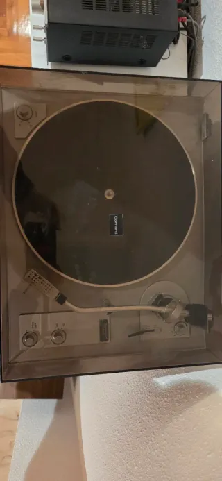 Tocadiscos Garrard GT25P Plata