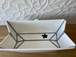 Bañera Stokke Flexi Bath blanca+hamaca, como nueva