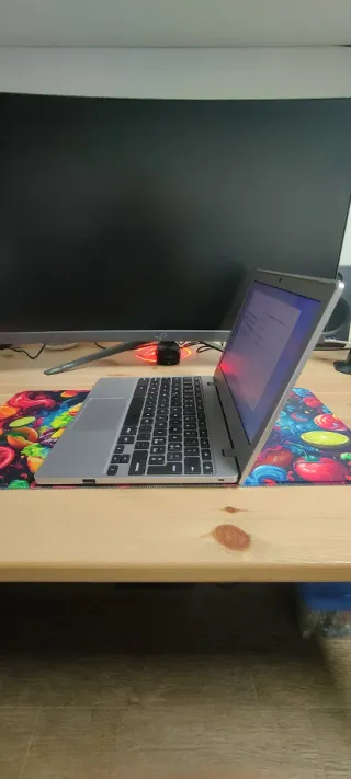 Samsung Galaxy Chromebook Go 11.6