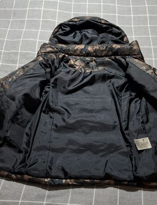 Chaqueta acolchada camuflaje mujer