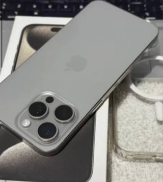 iPhone 15 Pro Max 256GB Plata