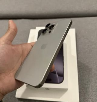 iPhone 15 Pro Max 256GB Plata