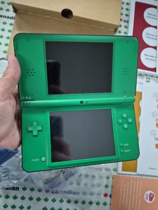 Nintendo DSI XL Verde Completa