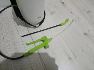 Pulverizador 5L con manguera y lanza