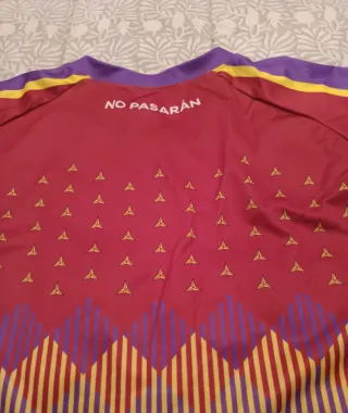 Camiseta CLAPTON Homenaje Brigadas Internacionales