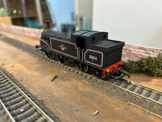 Locomotora vapor Hornby 30111