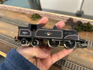 Locomotora vapor Hornby 30111