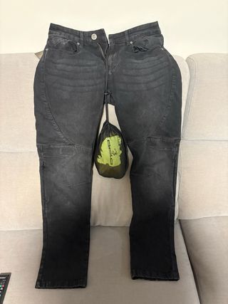 Pantalones vaqueros moto BELA negros + rodilleras