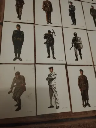 Tarjetas Uniformes Militares Colección
